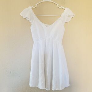 Hollister Y2K Babydoll Gauze V Neck Dress Tunic Size Xsmall White Lined Smocked